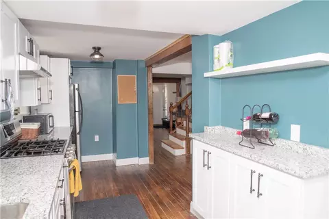 132 Uncas St, Warwick, RI 02889 photo 13