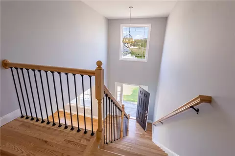 569 Louise St, Woonsocket, RI 02895 photo 16