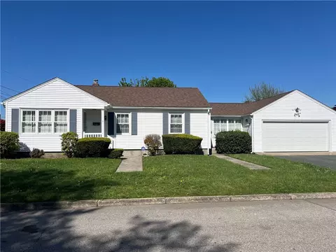 5 Second St, Pawtucket, RI 02861