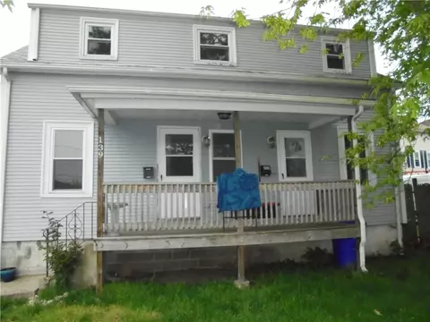 139 Archbault Ave, West Warwick, RI 02893