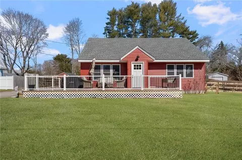9 Egypt St, Hopkinton, RI 02804
