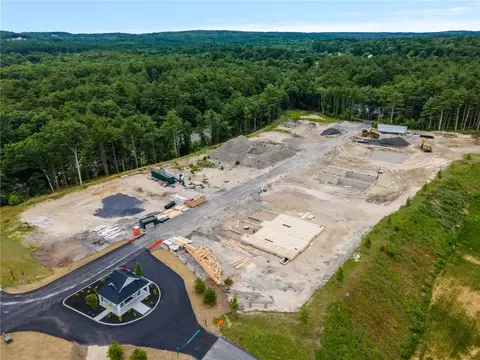 38 Overlook Ln, Glocester, RI 02814 photo 5