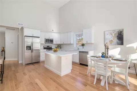 38 Overlook Ln, Glocester, RI 02814 photo 9
