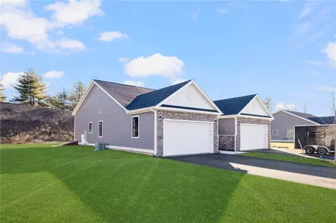 38 Overlook Ln, Glocester, RI 02814 photo 2
