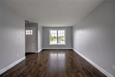 47 Saint Simon St, Woonsocket, RI 02895 photo 17