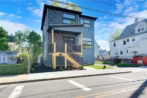 336 Blackstone St, Providence, RI 02907