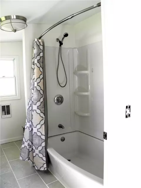 Bath - 45 Overview Dr, Coventry, RI 02816 photo 1 of 2