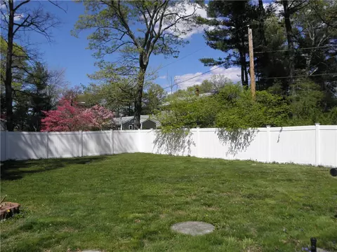 Exterior - 45 Overview Dr, Coventry, RI 02816 photo 3 of 6