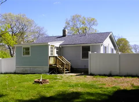 Exterior - 45 Overview Dr, Coventry, RI 02816 photo 2 of 6