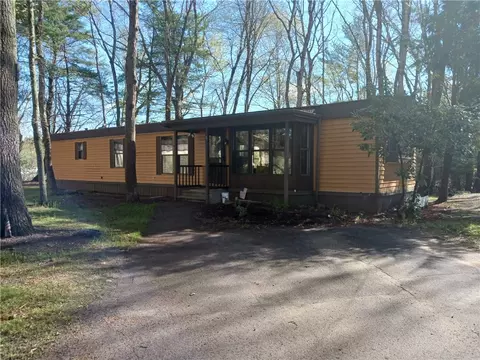 11 Hide Away, Coventry, RI 02816