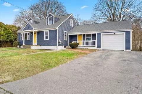 18 Asylum Rd, Warren, RI 02885 photo 1