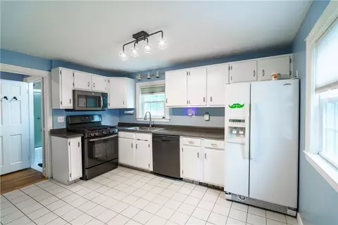 Kitchen - 56 Barber Ave, Warwick, RI 02886 photo 1 of 1
