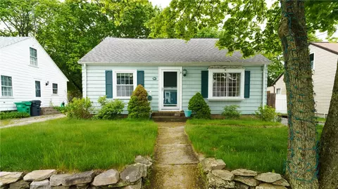 56 Barber Ave, Warwick, RI 02886