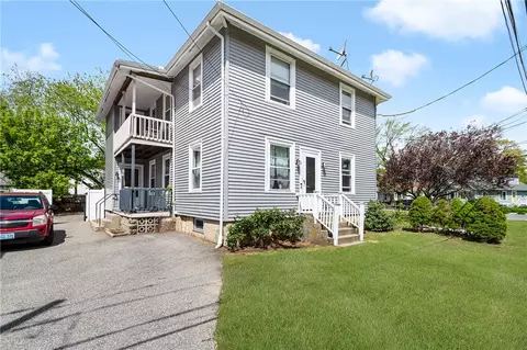 82 Ash St, Lincoln, RI 02865