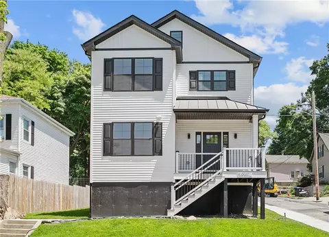 8 Locust St, Providence, RI 02906