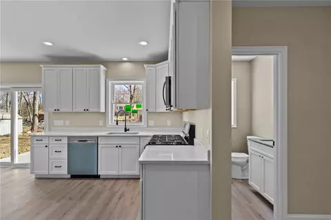 Entry Way - 30 Oliver St, Glocester, RI 02814 photo 1 of 5