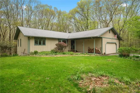 515 Williams Crossing Rd, Coventry, RI 02816