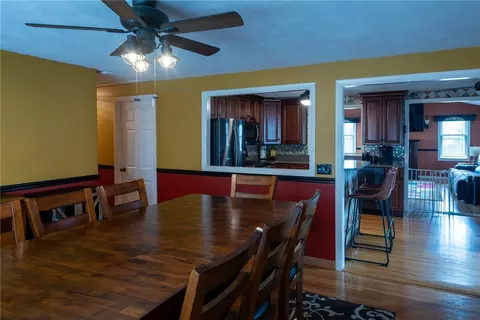 Entry Way - 152 Almy St, Warwick, RI 02886 photo 2 of 3