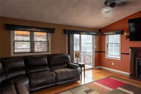 Living - 152 Almy St, Warwick, RI 02886 photo 2 of 4