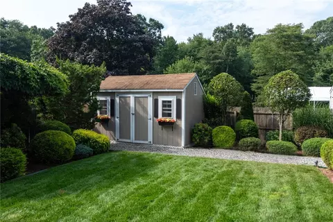 Exterior - 152 Almy St, Warwick, RI 02886 photo 6 of 16