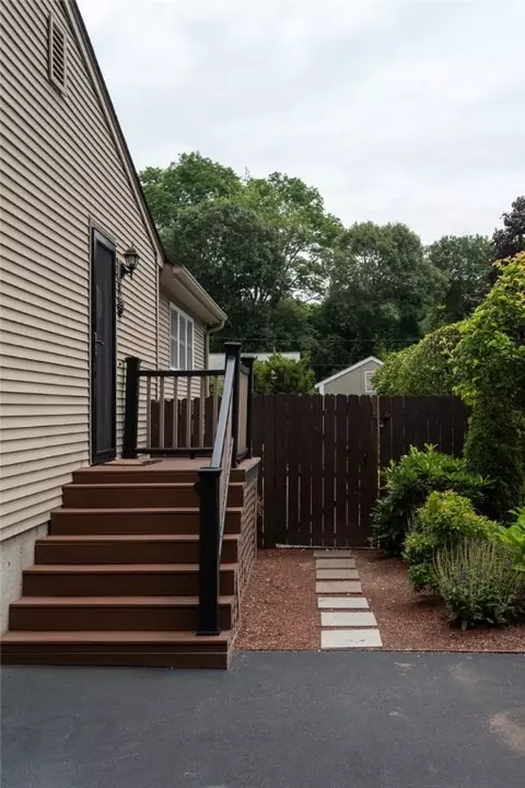 Exterior - 152 Almy St, Warwick, RI 02886 photo 5 of 16