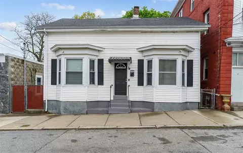 34 Ledge St, Providence, RI 02904