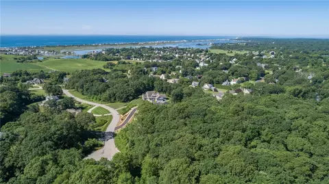 18 Bucks Trl, Westerly, RI 02891