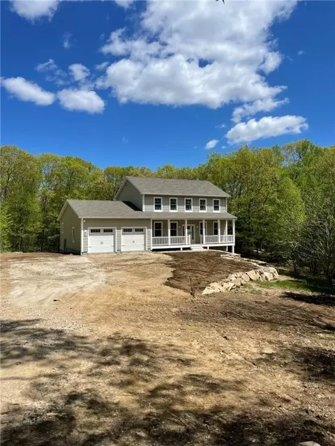 2127 Middle Rd, East Greenwich, RI 02818
