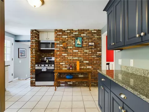 105 Stony Ln, Exeter, RI 02822 photo 18
