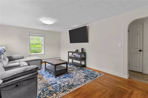 Living - 24 Coolidge Ave, Woonsocket, RI 02895 photo 1 of 4