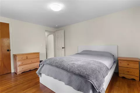 Bedroom - 24 Coolidge Ave, Woonsocket, RI 02895 photo 3 of 6