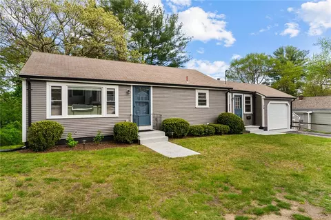 24 Coolidge Ave, Woonsocket, RI 02895