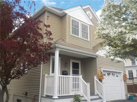 95 Lebrun Ave, Woonsocket, RI 02895