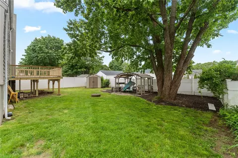 Exterior - 538 Bound Rd, Woonsocket, RI 02895 photo 4 of 7
