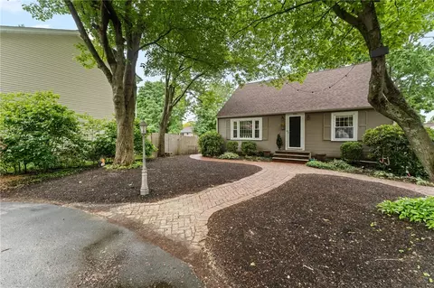 Exterior - 538 Bound Rd, Woonsocket, RI 02895 photo 2 of 7