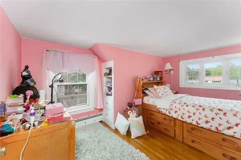 Bedroom - 538 Bound Rd, Woonsocket, RI 02895 photo 2 of 6