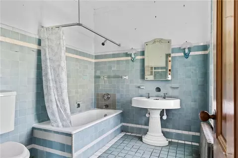 636 Rock St, Fall River, MA 02720 photo 27