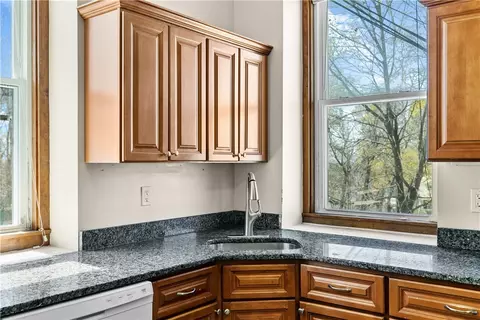 636 Rock St, Fall River, MA 02720 photo 15