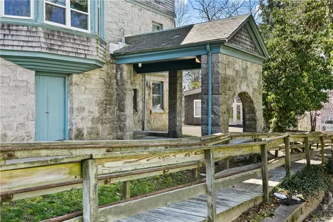 636 Rock St, Fall River, MA 02720 photo 41