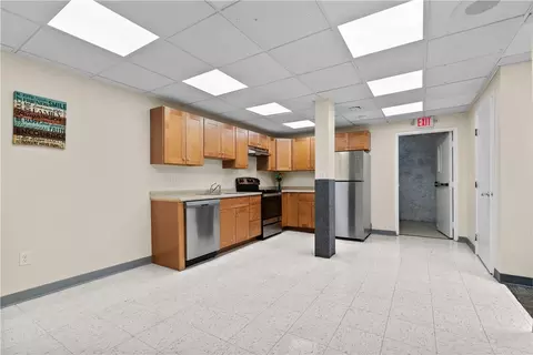 636 Rock St, Fall River, MA 02720 photo 39