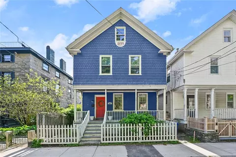 461 Spring St, Newport, RI 02840