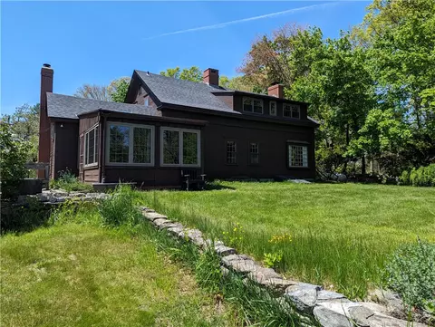 335 Long Entry Rd, Glocester, RI 02814