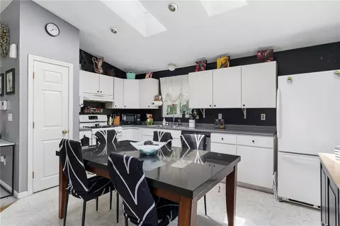 Kitchen - 75 Fairhaven Ave, Warwick, RI 02889 photo 5 of 5