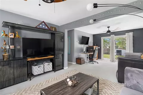 Living - 75 Fairhaven Ave, Warwick, RI 02889 photo 3 of 3