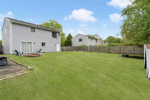 Exterior - 75 Fairhaven Ave, Warwick, RI 02889 photo 5 of 10