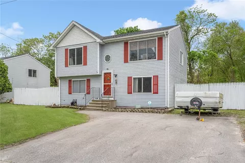 Exterior - 75 Fairhaven Ave, Warwick, RI 02889 photo 2 of 10