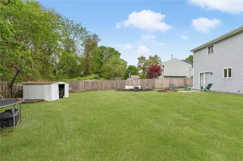 Exterior - 75 Fairhaven Ave, Warwick, RI 02889 photo 6 of 10