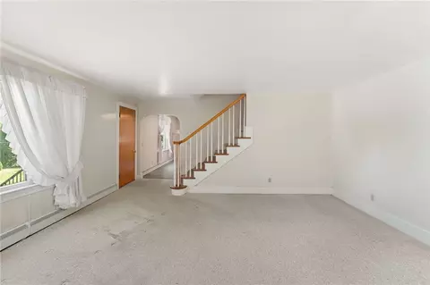 106 Pelletier Ave, Woonsocket, RI 02895 photo 14