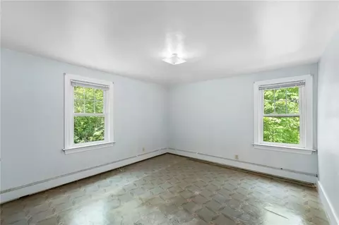 106 Pelletier Ave, Woonsocket, RI 02895 photo 22