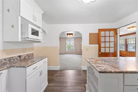 106 Pelletier Ave, Woonsocket, RI 02895 photo 7